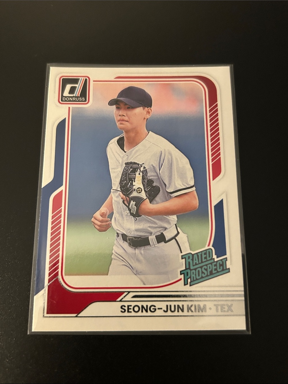 Donruss Rated Prospect Seong-Jun Kim Baseball Card - White/Blue/Red